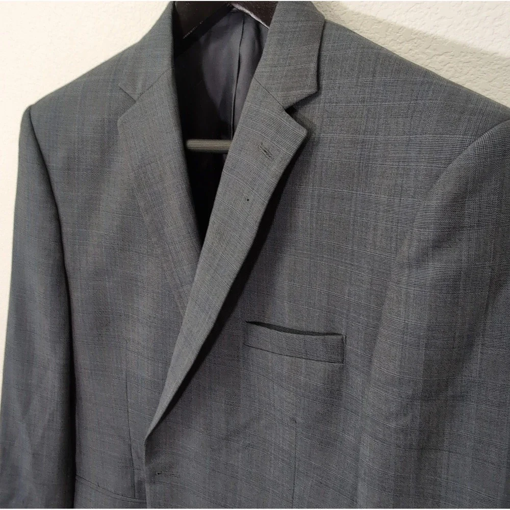Jos A Bank Mens Signature Blazer 46L Grey Wool Silk Glen Plaid Sport Coat Jacket